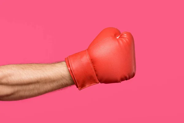 Обрізаний Знімок Чоловічої Руки Боксерській Рукавичці Ізольований Рожевому — стокове фото