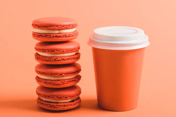 Stack Coral Macarons Paper Cup Coral Background Color 2019 Concept — Stock Photo, Image