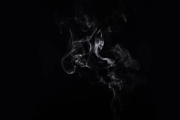 Abstrato criatividade fundo com fumaça branca no preto — Fotografia de Stock