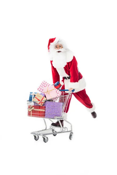 Carro de transporte de santa claus con pila de cajas de regalo aisladas sobre fondo blanco - foto de stock