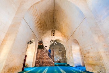 Melik Mahmut Mosque(Bab Es Sur) iç 1368 inşa edilmiş ve Mardin,Turkey.17 içinde Haziran 2018 bulur