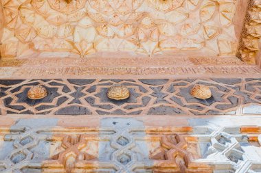 Abdullatif cami Mardin, Türkiye'de ayrıntılı bir görünümünü