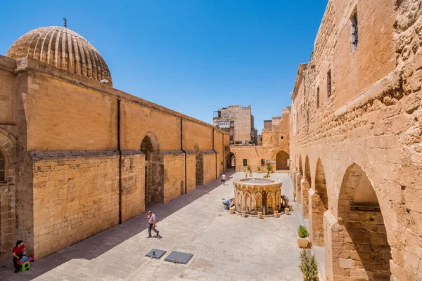 Wysokiej Rozdzielczości Panoramiczny Widok Meczet Ulu Grand Popularnych Landmark Mardin — Zdjęcie stockowe