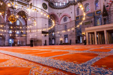 Süleymaniye Camii, Istanbul 'un en büyük Camii iç detay görünümünü 1550-1580 04 Haziran 2017 baş Osmanlı mimarı Mimar Sinan.Istanbul, Türkiye'de tasarım tarafından yaptırılmıştır