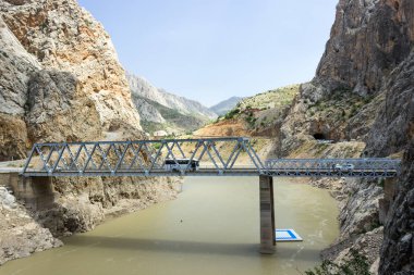 Manzaralı karanlık Kanyon kasaba Kemaliye (Egiin), Erzincan, Türkiye içinde