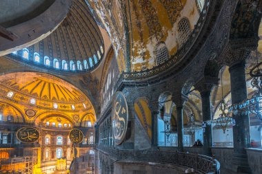 Ayasofya'nın görünümünü iç detaylı, Yunan Ortodoks Hıristiyan Patriklik Bazilikası veya kilise 537 Ad, daha sonra İmparatorluk Camii ve şimdi Müzesi, Istanbul, Türkiye, Mart, 11 2017 yılında yaptırılmıştır.