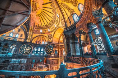 Ayasofya'nın görünümünü iç detaylı, Yunan Ortodoks Hıristiyan Patriklik Bazilikası veya kilise 537 Ad, daha sonra İmparatorluk Camii ve şimdi Müzesi, Istanbul, Türkiye, Mart, 11 2017 yılında yaptırılmıştır.