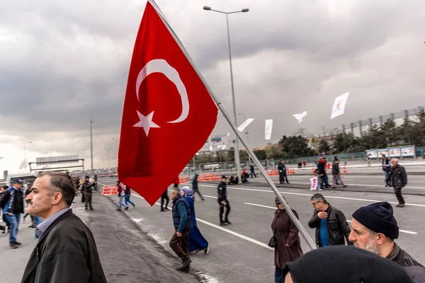 Apoiantes Akp Partido Justiça Desenvolvimento Gritam Slogans Bandeiras Partido Durante — Fotografia de Stock