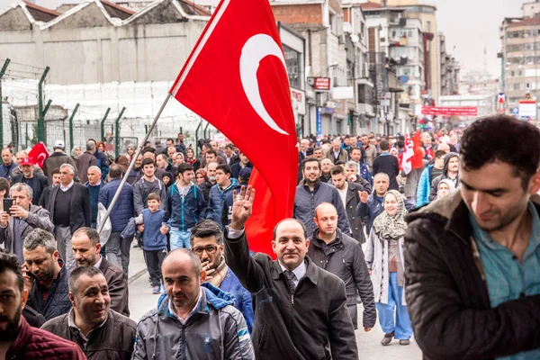 Příznivci Akp Strana Spravedlnosti Rozvoje Křičet Slogany Mávat Strany Vlajky — Stock fotografie