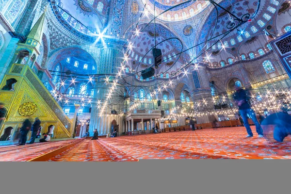 Muzulmán Ember Imádkozik Kék Mecset Néven Ahmed Szultán Mecsetje Vagy — Stock Fotó