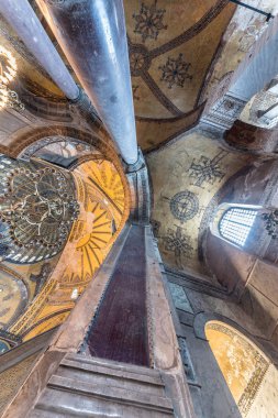Ayasofya detaylı tavan, Yunan Ortodoks Hıristiyan Patriklik Bazilikası veya kilise 537 Ad, daha sonra İmparatorluk Camii ve şimdi Müzesi, Istanbul, Türkiye, Mart, 11 2017 yılında yaptırılmıştır.