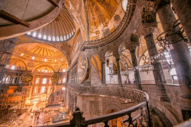 Ayasofya'nın görünümünü iç detaylı, Yunan Ortodoks Hıristiyan Patriklik Bazilikası veya kilise 537 Ad, daha sonra İmparatorluk Camii ve şimdi Müzesi, Istanbul, Türkiye, Mart, 11 2017 yılında yaptırılmıştır.