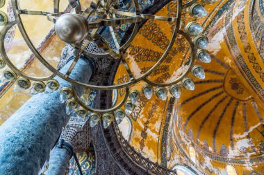 Ayasofya'nın görünümünü iç detaylı, Yunan Ortodoks Hıristiyan Patriklik Bazilikası veya kilise 537 Ad, daha sonra İmparatorluk Camii ve şimdi Müzesi, Istanbul, Türkiye, Mart, 11 2017 yılında yaptırılmıştır.
