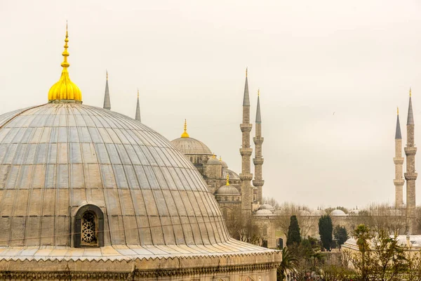 Vista Mesquita Azul Cúpulas Hagia Sophia Hagia Sophia Basílica Patriarcal — Fotografia de Stock