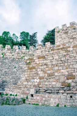 Saltanat (Sultanlığı) Bursa Türkiye, Bursa geçit kale duvarına Türkiye