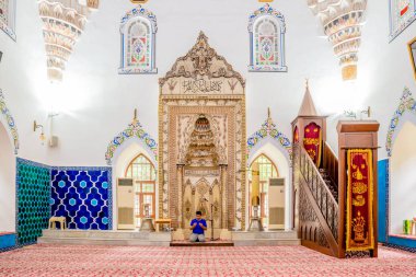 Kimliği belirsiz Mayıs 2018 Muradiye karmaşık camide Murat II veya karmaşık, Sultan Murat II Bursa,Turkey.20 dua ediyor