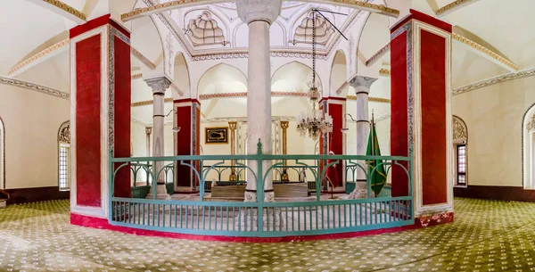 Interiör av vy av Sultan Murad Ii grav, mausoleum i Bursa, Turkiet — Stockfoto