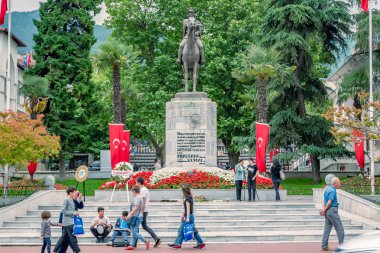 Türkiye Cumhuriyeti'nin kurucusu Mustafa Kemal Atatürk heykeli. Bursa,Turkey.20 Mayıs 2018