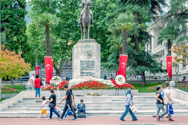 Türkiye Cumhuriyeti Nin Kurucusu Mustafa Kemal Atatürk Heykeli Bursa Turkey — Stok fotoğraf