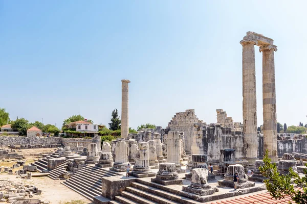 Personas Identificadas Visitan Exploran Templo Apolo Didyma Didim Aydin Turquía — Foto de Stock