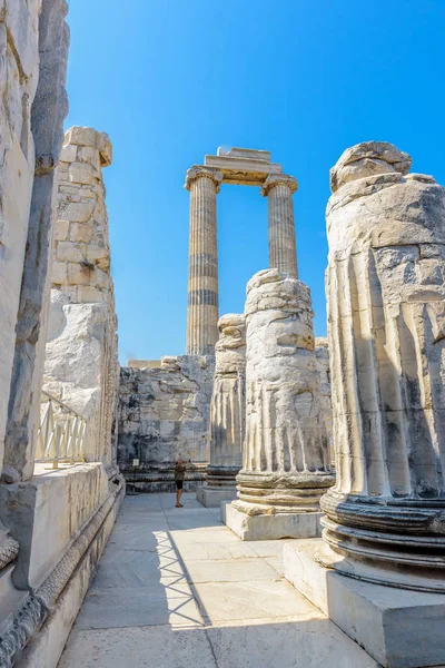 Personas Identificadas Visitan Exploran Templo Apolo Didyma Didim Aydin Turquía —  Fotos de Stock