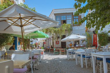 Alaçatı sokakları, seyahat ve tatil Izmir,Turkey.26 için popüler bir hedef Ağustos 2017 büyüleyici Hdr görüntü-tanımlanamayan insanlar.