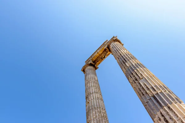 Vista Magníficas Columnas Mármol Templo Apolo Área Arqueológica Didim Didyma —  Fotos de Stock