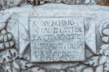 Ayrıntılı bir antik Roma mermer heykel veya bloklar St. Peter Kalesi veya Bodrum Kalesi, Türkiye.