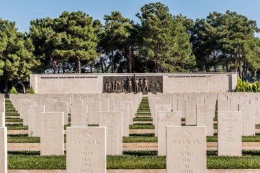 Akbaş Şehitler Mezarlığı ve Anıtı Canakkale,Turkey.Turkey, Çanakkale, 18 Ağustos 2017 yılında