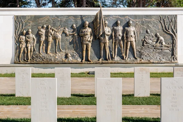 Monumento Soldado Otomano Turco Cementerio Monumento Los Mártires Akbas Canakkale —  Fotos de Stock