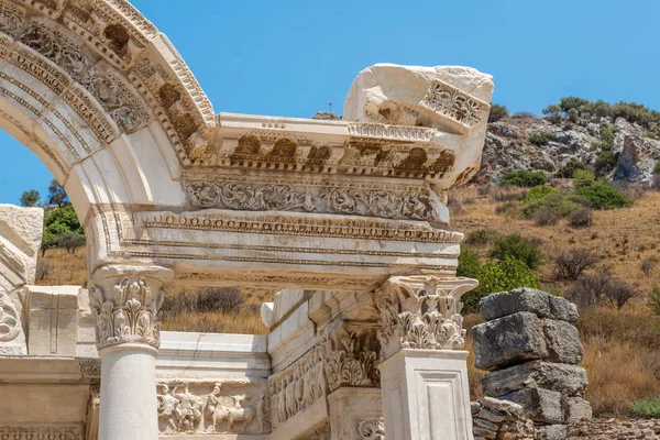 Szczegółowy Widok Świątyni Hadriana Ephesus Historyczny Starożytnego Miasta Selçuk Izmir — Zdjęcie stockowe