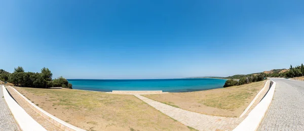 Wysokiej Rozdzielczości Panoramiczny Widok Kamienia Pomnik Plaży Zatoki Mieście Gallipoli — Zdjęcie stockowe