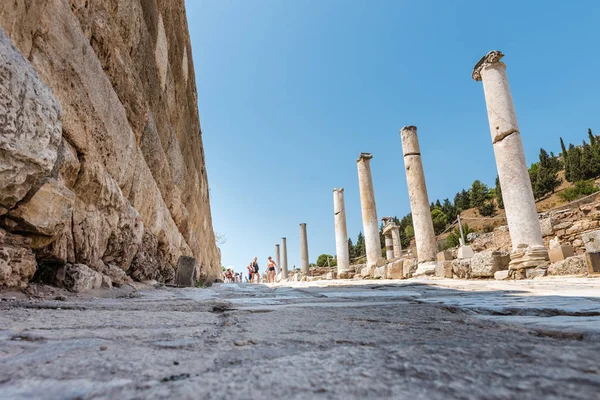 Persone Visitano Antiche Rovine Efeso Città Antica Storica Selcuk Smirne — Foto Stock