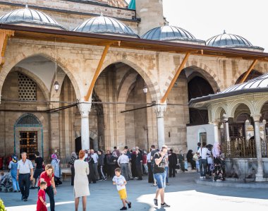 İnsanlar Ağustos 2017 Konya,Turkey.28 Mevlana Müzesi ziyaret