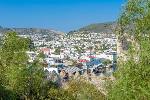 Unidentified People Walk Explore Castle Peter Bodrum Castle Turkey August — Stock Photo, Image