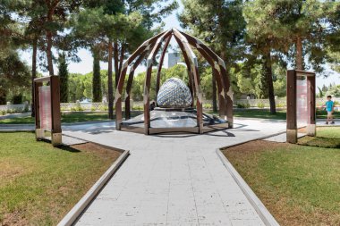 Çanakkale Şehitleri Anma askeri mezarlıktır hizmet hakkında 18 Ağustos 2017 Gallipoli.Turkey, Çanakkale, savaşa katılan Türk askerleri anısına bir savaş anıtı