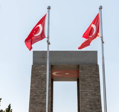 Gelibolu, Çanakkale, Türkiye savaşa katılan Türk askerleri hakkında hizmet anısına bir savaş anıtı Çanakkale Şehitler Anıtı olduğunu