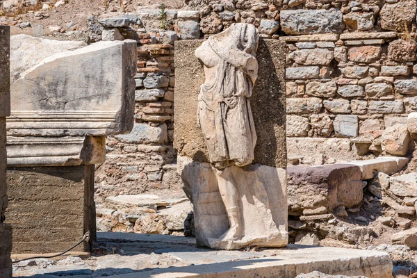 Μαρμάρινα Ανάγλυφα Στην Ιστορική Αρχαία Πόλη Εφέσου Σελτσούκ Σμύρνη Τουρκία — Φωτογραφία Αρχείου