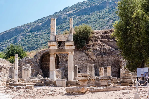Templo Domiciano Éfeso Ciudad Antigua Histórica Selcuk Izmir Turquía Agosto —  Fotos de Stock
