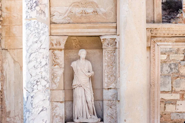 Estátua Sophia Sabedoria Éfeso Cidade Antiga Histórica Selcuk Izmir Turquia — Fotografia de Stock