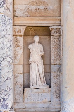 Sophia'ya selçuk, Izmir, Türkiye'de Efes tarihi antik kenti (bilgelik) heykeli.