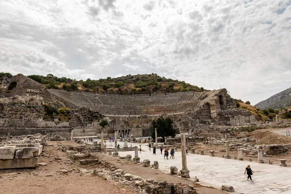 Lidé Navštívit Starobylé Ruiny Efesu Historické Staré Město Selcuk Izmir — Stock fotografie