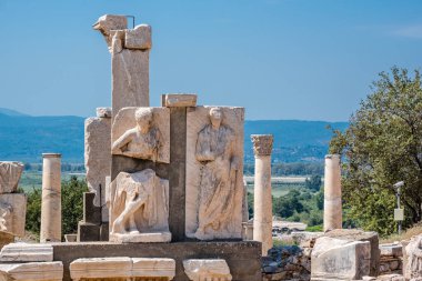 Selçuk, Izmir, Türkiye: 20 Ağustos 2017 yılında Efes tarihi antik kenti Memmius olarak adlandırılır Anıtı