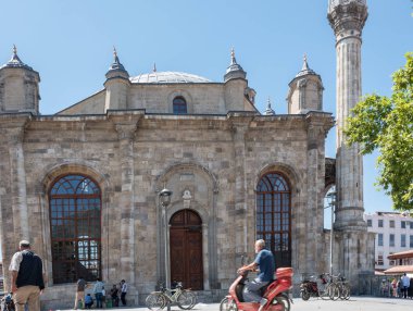 Dış antik Aziziye Mosque.The Camii boroque ve Konya,Turkey.28 geleneksel Osmanlı mimarisinde Ağustos 2017 görülmektedir