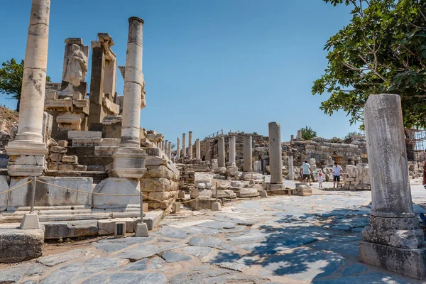Monumento Memmius Antigua Ciudad Histórica Éfeso Selcuk Izmir Turquía Agosto — Foto de Stock