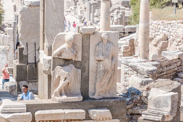 Menschen Besuchen Antike Ruinen Der Historischen Stadt Ephesus Selcuk Izmir — Stockfoto