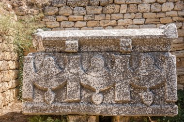 Pamukkale 'nin kuzeyindeki Hierapolis' teki antik mezarlar. UNESCO Dünya Mirası