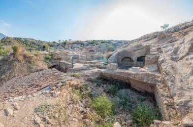 Yüksek çözünürlük dış panoramik mağara, yedi uyurlar, Selçuk, Izmir, Türkiye bir mağara Kilisesi