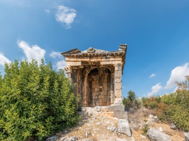 Dış görünümünü Demircili Anıt mezarlar bulunan Demircili Köyü, Silifke, Mersin, Türkiye