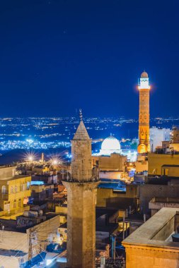 Gündoğumu peyzaj eski Mardin şehir, popüler şehir halkı ve turist için görüntülemek ve yer alan Türkiye'nin Güneydoğu.